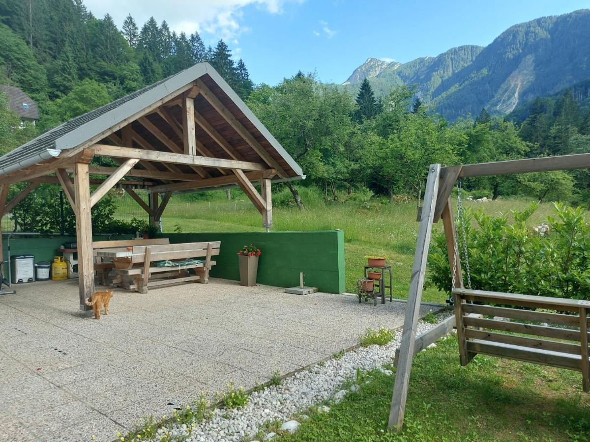 Apartmaji Katrc Soca Luaran gambar